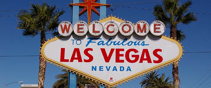 Sincerely, Simpson | Simpson Housing & Simpson Property Group Blog | Things to do in Las Vegas, NV | Vegas sign