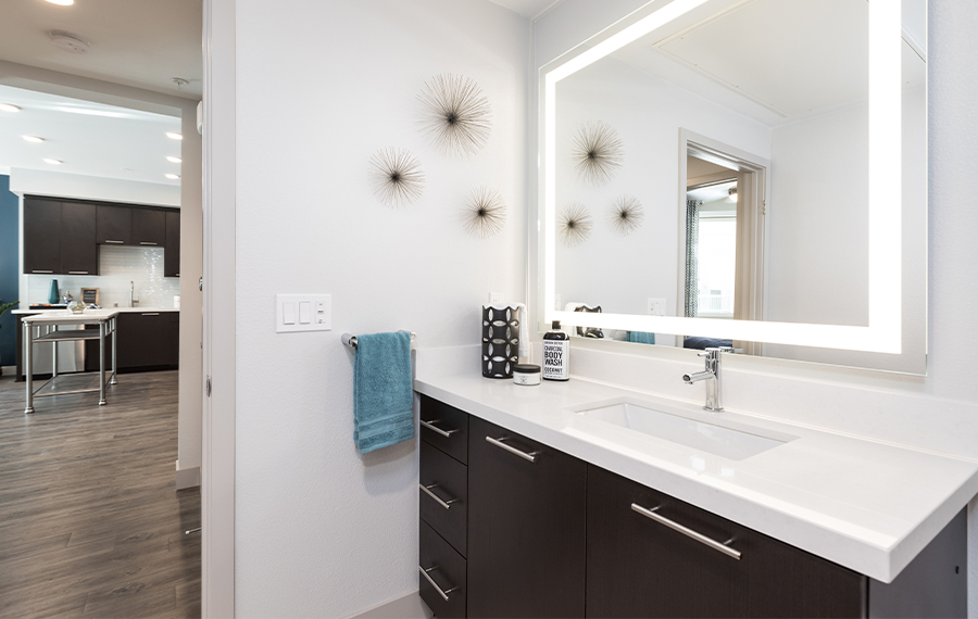 Joule La Floresta | Brea, CA Apartments | Bath