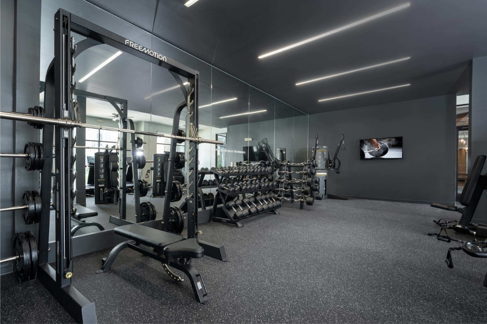Apartments for Rent in Nashville, TN - 2700 Charlotte Ave - Fitness Center