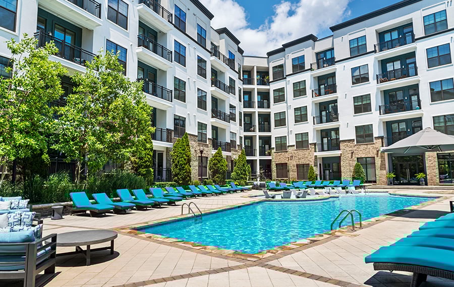 2700 Charlotte - Nashville, TN - pool - apartments in nashville tn 37209