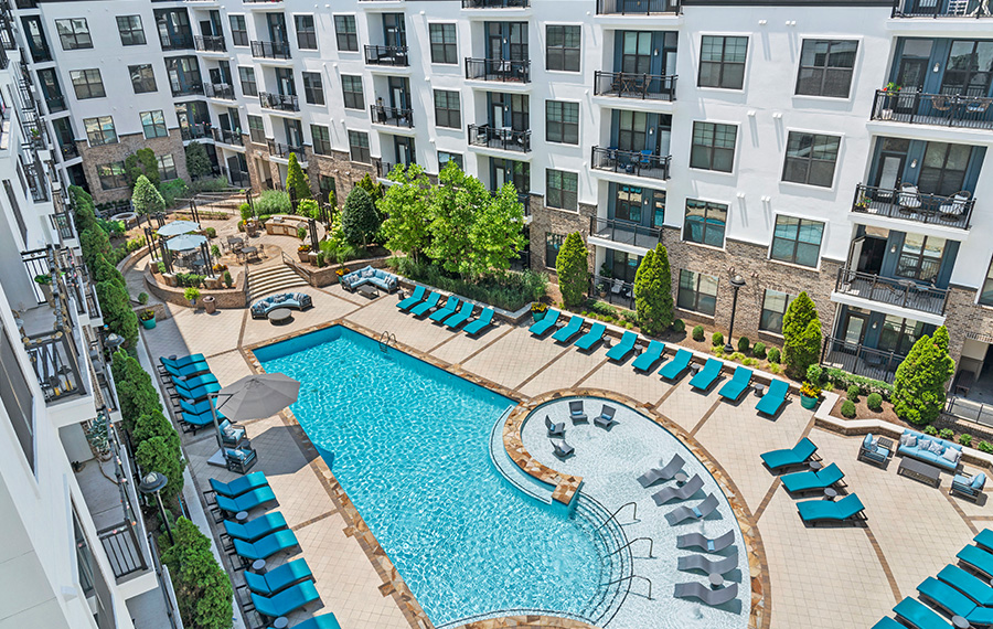 2700 Charlotte - Nashville, TN - pool - apartments for rent in nashville tn 37209