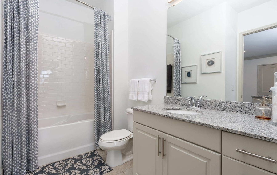 2700 Charlotte - Nashville, TN - Vinyl Plank Flooring - apts in nashville tn