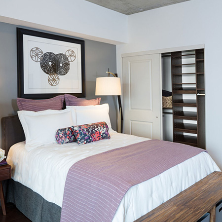 SkyHouse River Oaks Apartments in Texas - bedroom