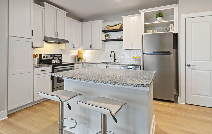 Apartments for rent in Suwanee GA - Artisan Staion Choice of kitchen styles