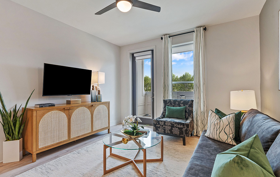 Atlanta Apartments near Vinings - Auden Apartments - Living Room