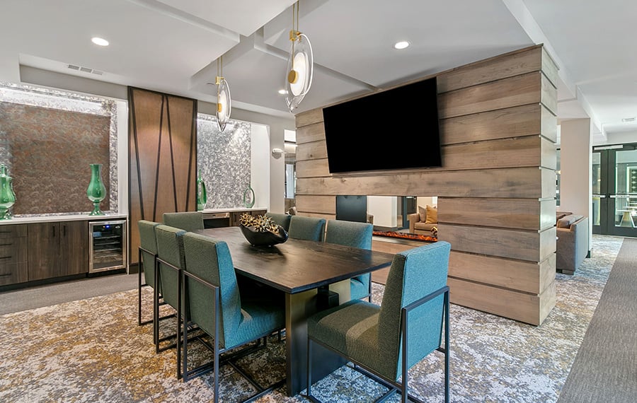 2 bedroom apartments in Atlanta - Auden Apartments Atlanta - Clubroom