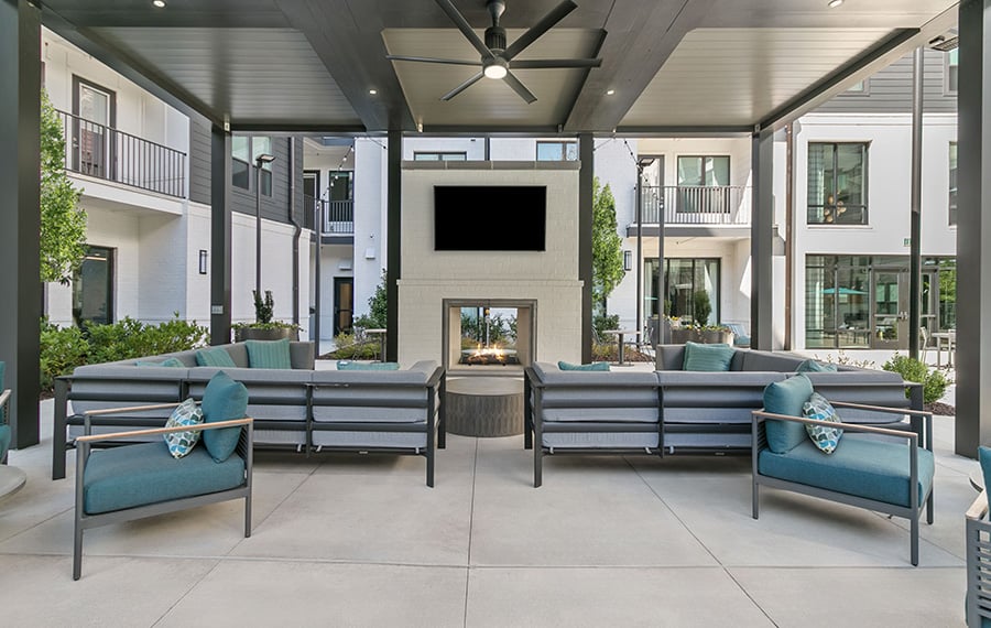 1 Bedroom Apartments in Atlanta - Auden Apartments - Pool