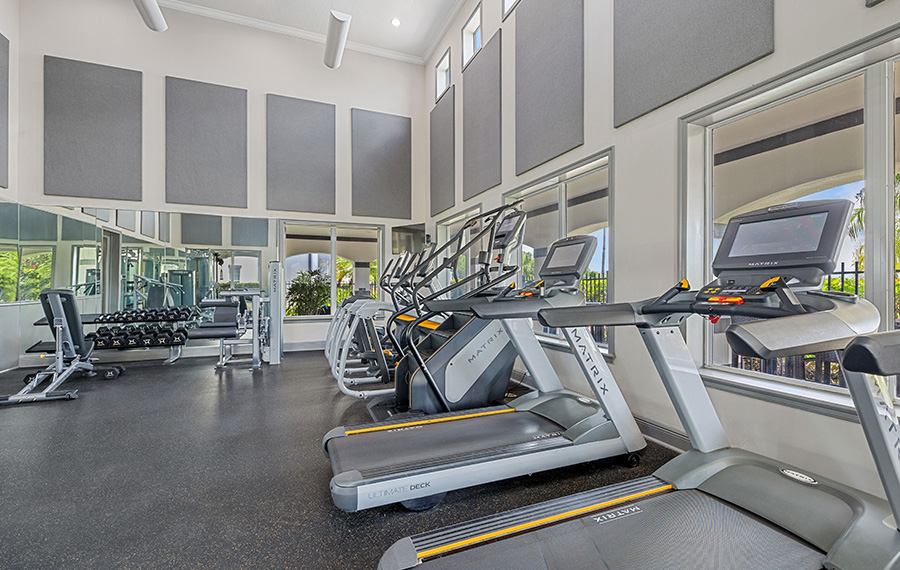 Medical City upgraded Apartments for rent - Reserve at Beachline - Fitness Center