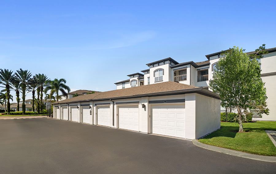 Reserve at Beachline Apartments in Lake Nona - Detached Garages