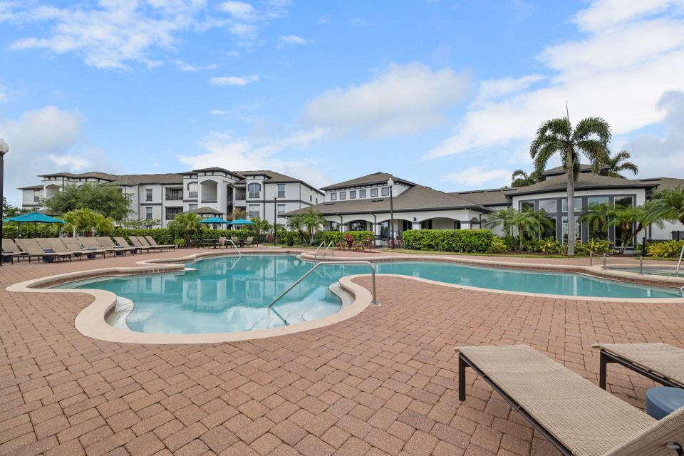 Lake Nona Apartments in Orlando - Reserve at Beachline - Pool
