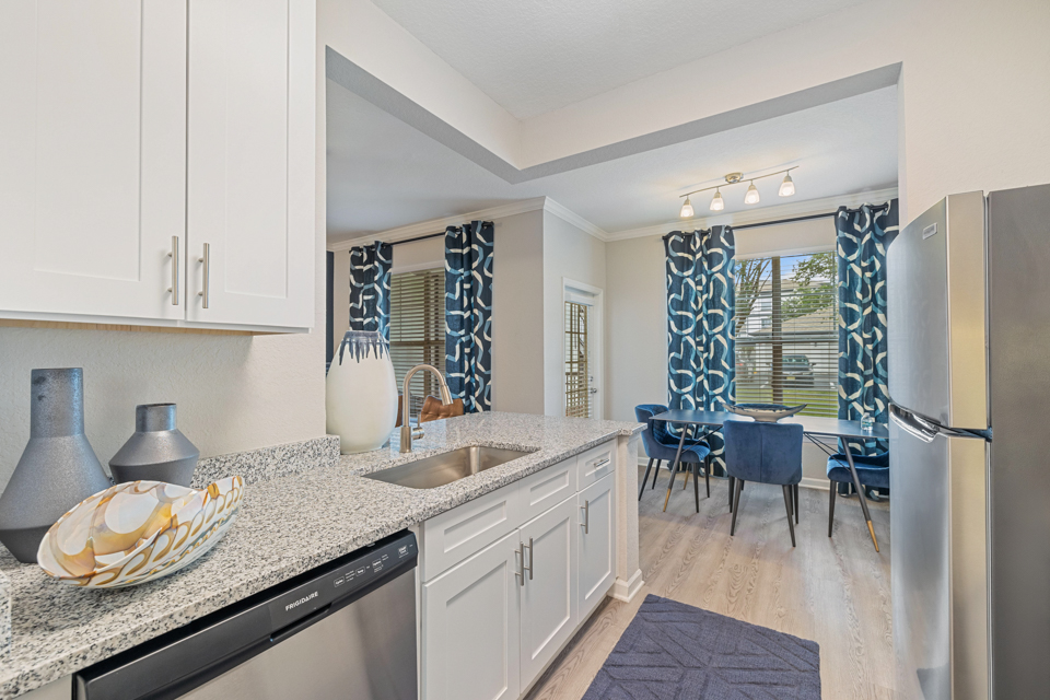 Upgraded Apartments in Lake Nona - Reserve at Beachline - Kitchen