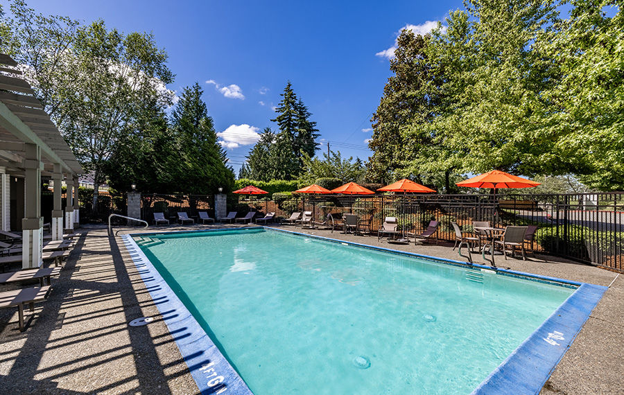 Apartments in Renton, WA - Benson Downs - pool