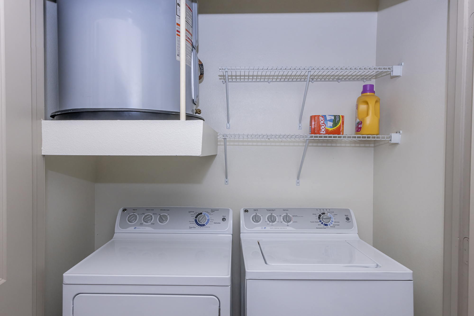 Brick Row - Ricardson, TX apartments - washer dryer