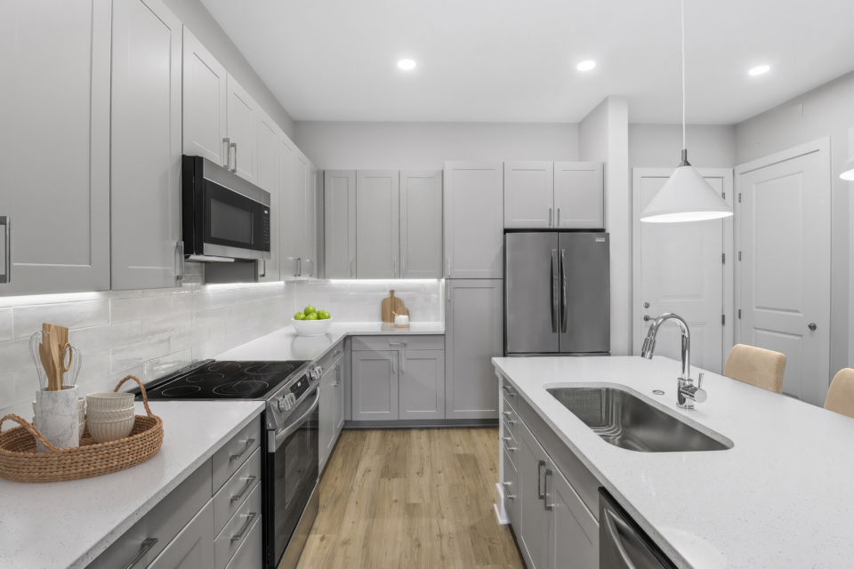 Gourmet Kitchen with Quartz Countertops | Brooking Square Rentals near Mount Pleasant, SC