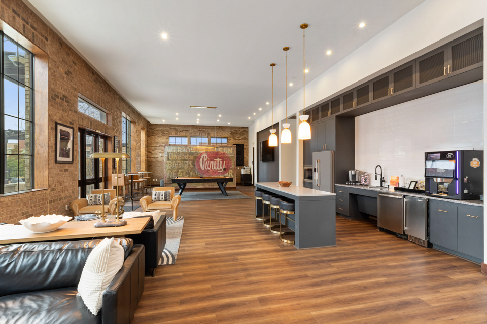 Apartments near Cool Springs Galleria - Cadence Cool Springs - Clubhouse