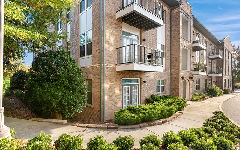 Apartments with Short Term Leases - Cadence Cool Springs - Exterior