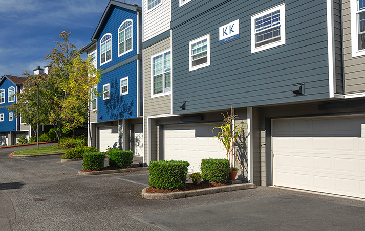 Cascade Summit - West Linn, OR apartments with garages