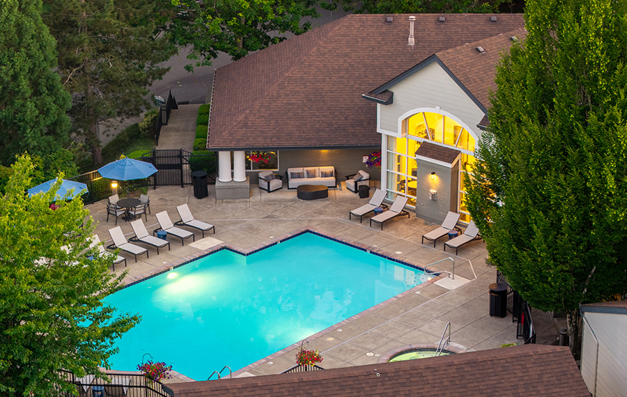 Cascade Summit - West Linn, OR apartments - pool