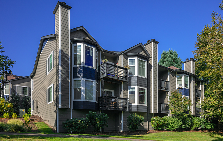 Cascade Summit Apartments - exterior building - Parker Crest apartments