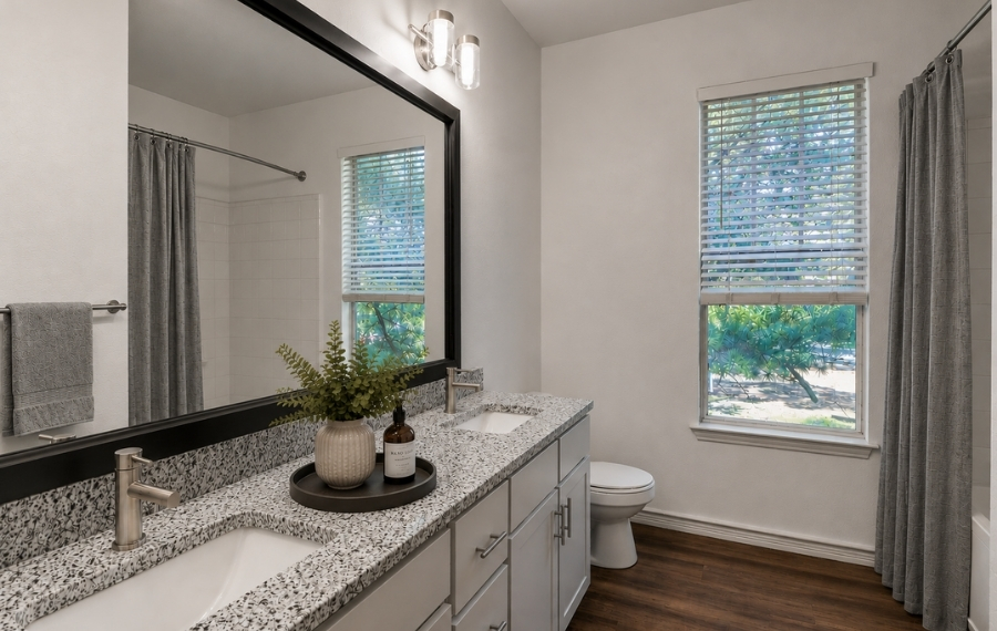 Townhomes for Rent in Charlotte - Promenade Park - Dining Room