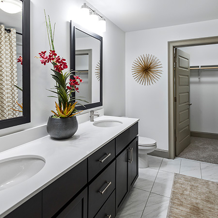 Charlotte Apartment Rentals - The Encore SouthPark - Bathroom