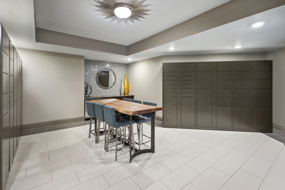 Charlotte Apartments with Guest Suite - The Encore SouthPark