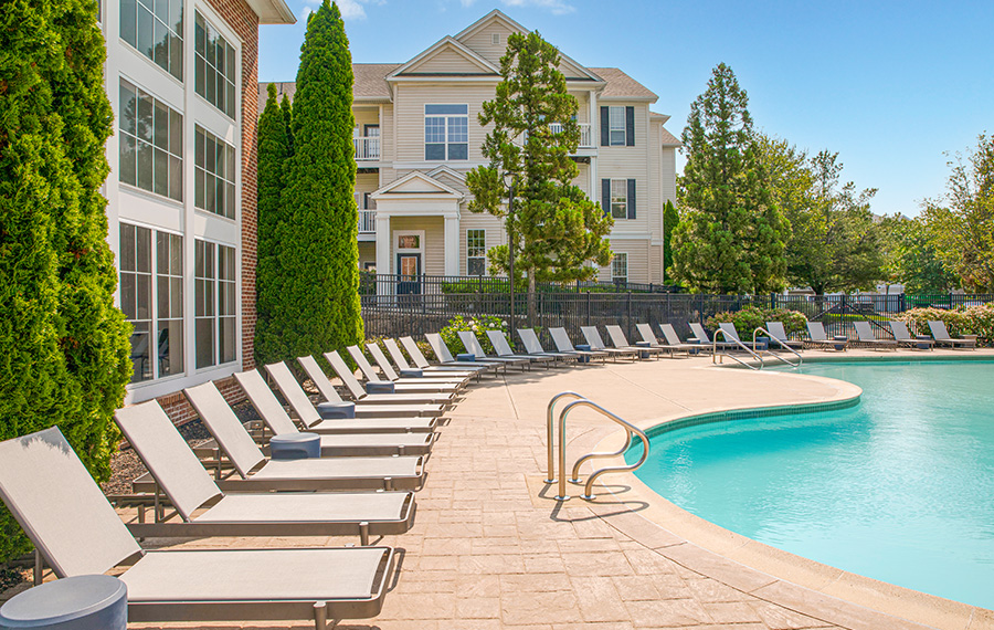 Highlands at Dearborn - Peabody, MA - Swimming Pool