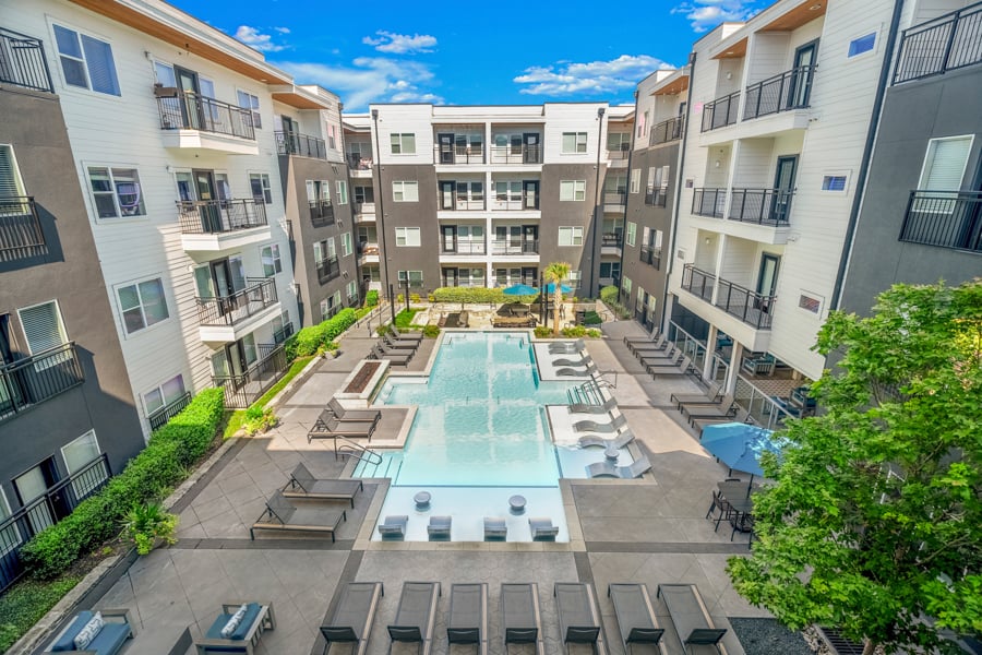 Larq Henderson Apartments - Henderson Texas - Pool