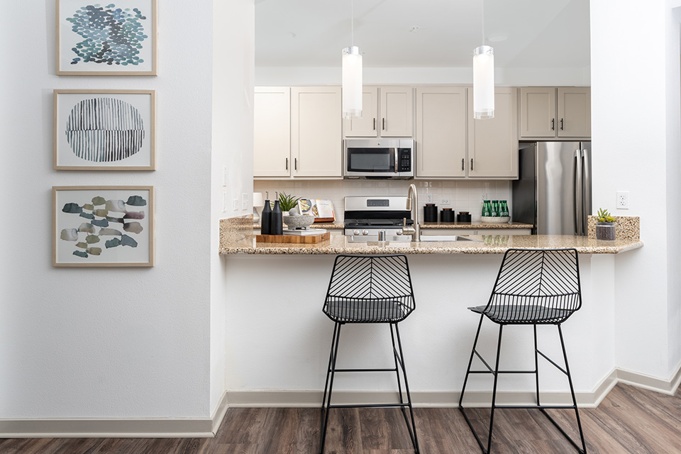 Mira Bella - Apartments in San Diego, CA - kitchen