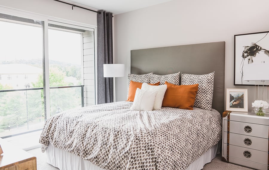 1 bedroom Apartments in Cumberland Atlanta - Vinings Lofts and Apartments - Bedroom