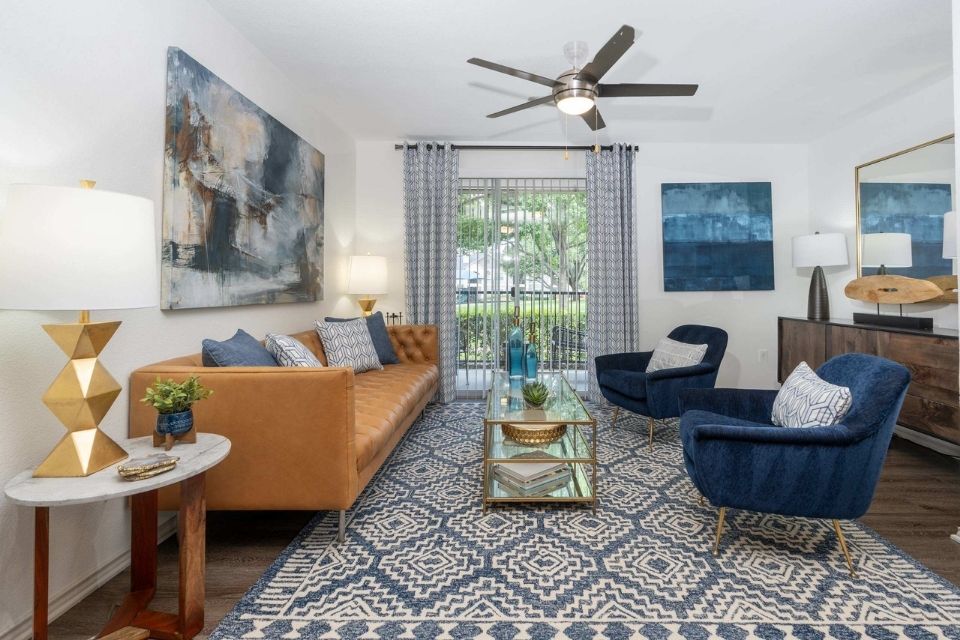 Montelena Apts - Grapevine TX - Living Room