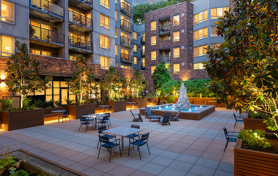 apartments near seattle near Google - Neptune Courtyard