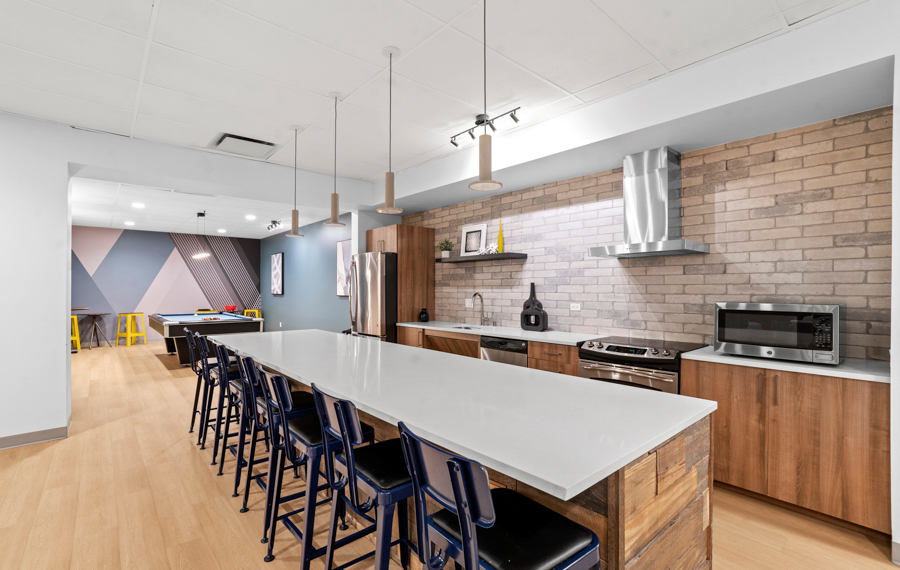 Neptune apartments for rent in Eastlake, WA - Resident Lounge