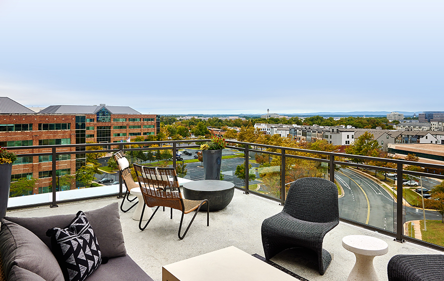 Passport Apartments for Rent in Herndon, VA - Terrace