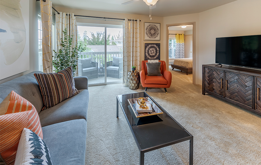 Quatama Crossing Apartments - Hillsboro, OR - living area