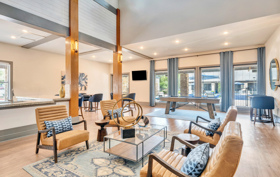 Ridgeview - Austin, TX - Resident lounge
