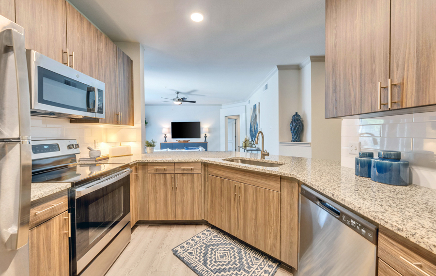 Apartments in Austin - Ridgeview Apartments - Upgraded Kitchen