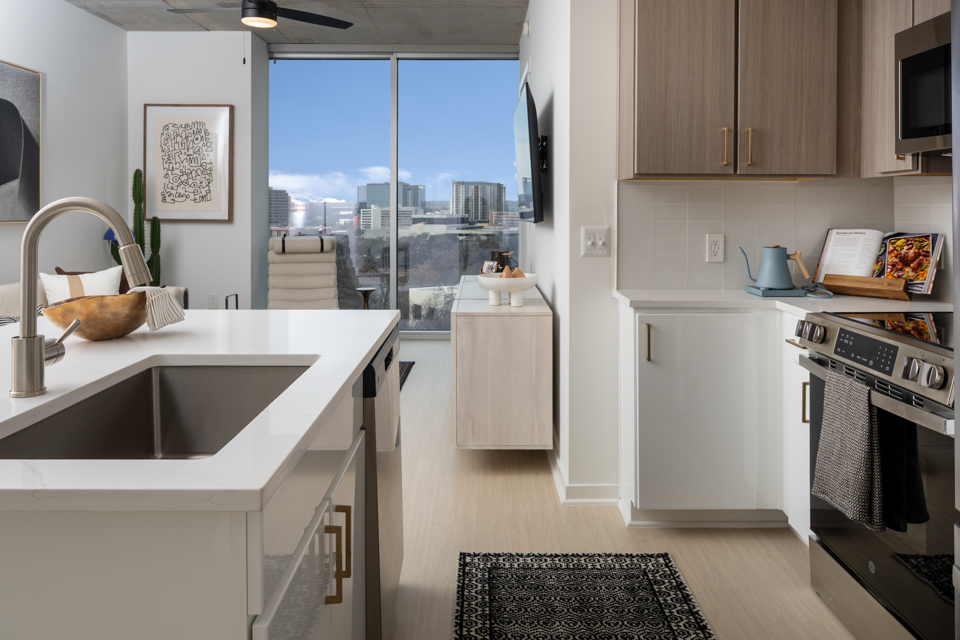 SkyHouse Austin Apartments - Texas - kitchen