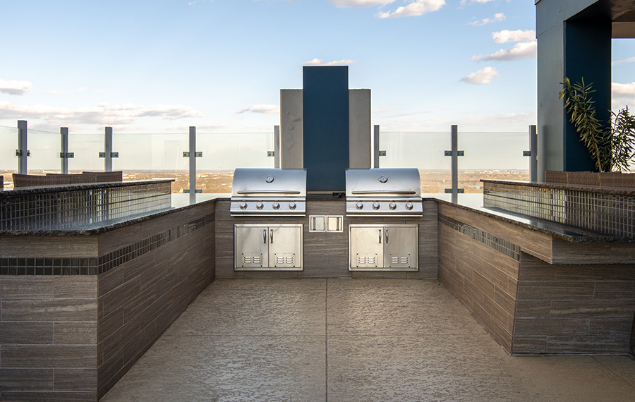 SkyHouse Austin - Austin, TX - Outdoor Kitchen