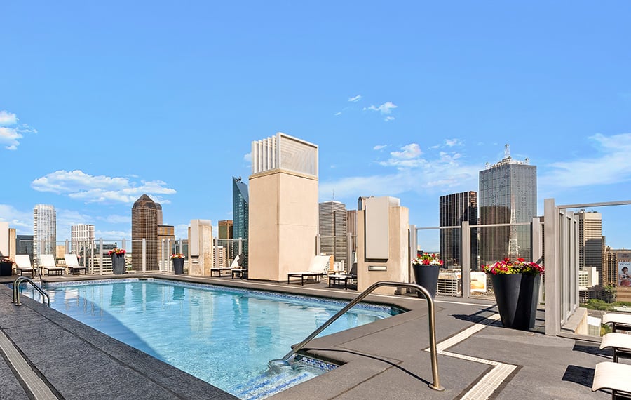 SkyHouse Dallas - Dallas, TX - pool
