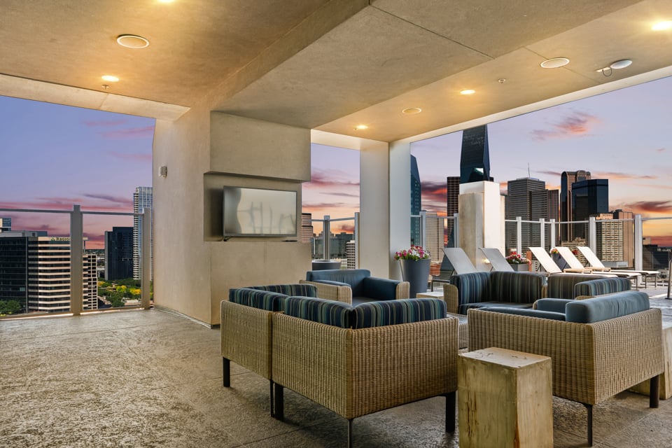 SkyHouse Dallas Apartments - Texas - pool