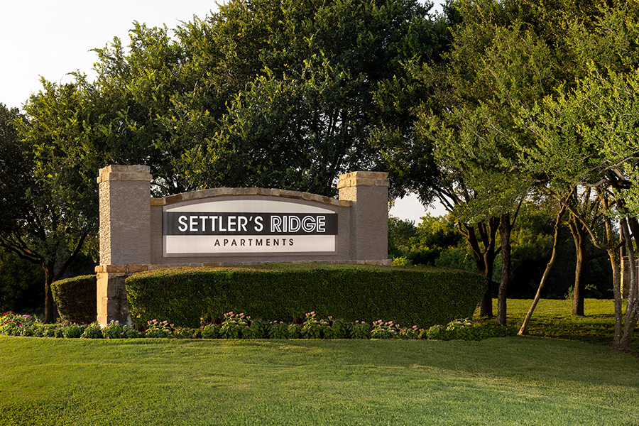 North Austin Apartments for Rent - Settlers Ridge - Monument Sign