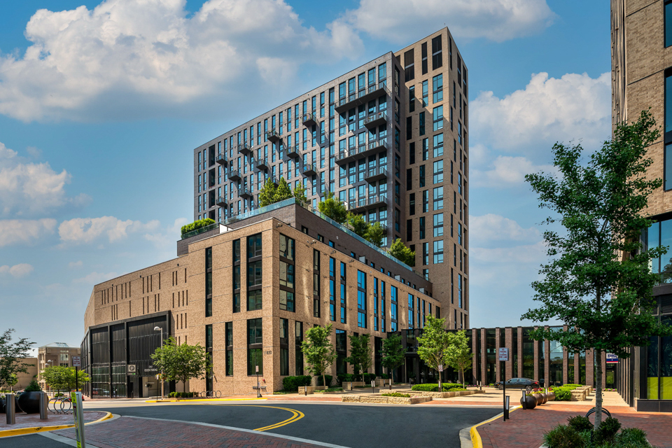 Nearby conveniences to Signature Apartments at Reston Town Center