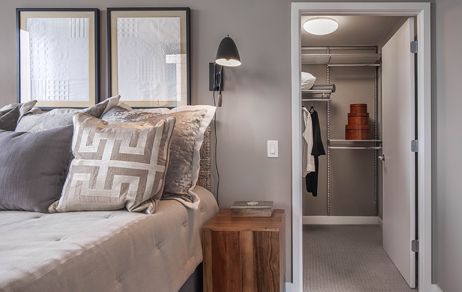 Signature at Reston Town Center Apartments - Reston, VA - closet