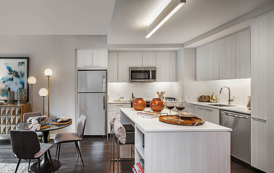Signature at Reston Town Center Apartments - Reston, VA - kitchen