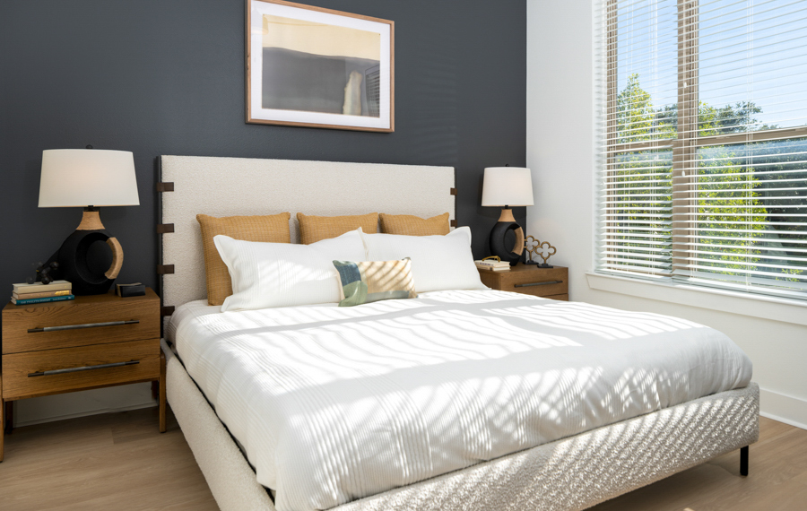Strata - Dallas, TX - bedroom