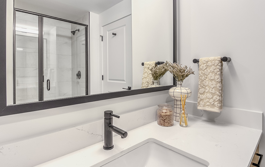 Apartments near Bethesda Row - The Camille Apartments Bethesda - Bathroom