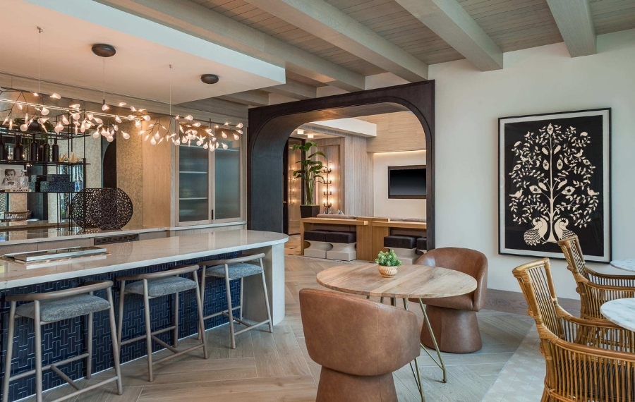 Waterfront Apartments in Tampa, FL - The Residence Peninsula - Entertainment Kitchen