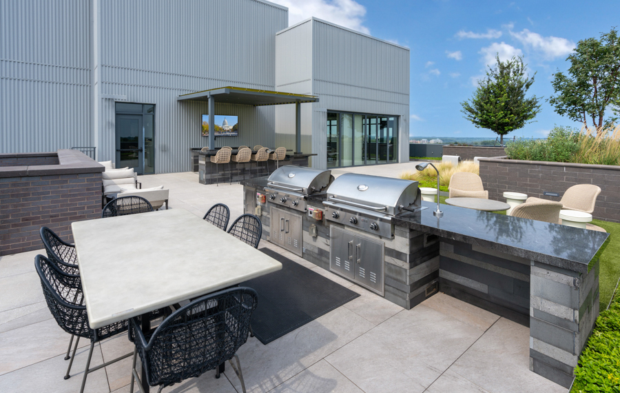 The Camille - apartments in Bethesda, MA - Outdoor Lounge