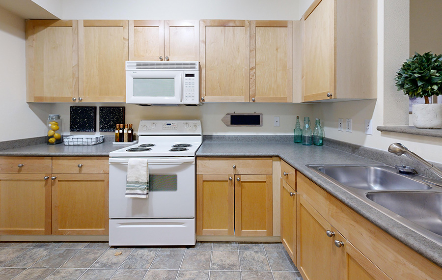 Apartments for Rent in Redmond, WA - The Lodge at Redmond Ridge - Kitchen